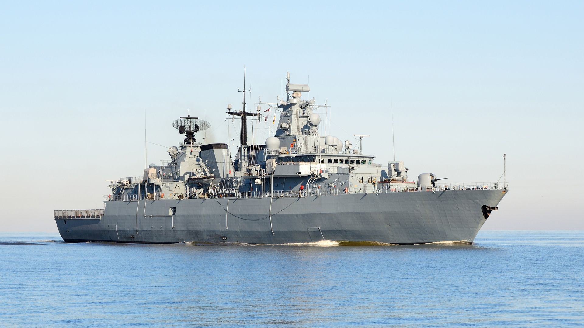 Ships under deck Ships under deck