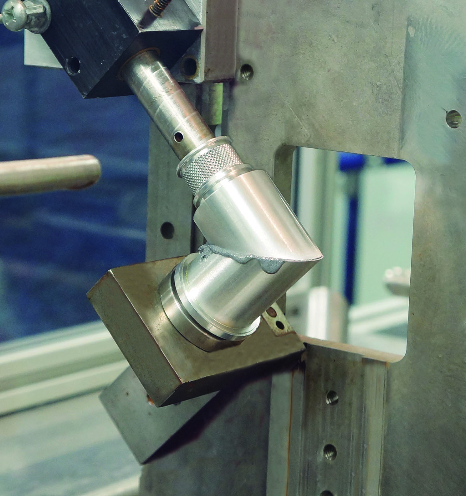 Fixturing and alignment Fixturing and alignment